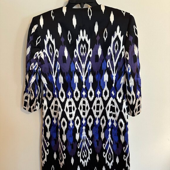 Black Silk Fitted Overcoat - Picture 2 of 3